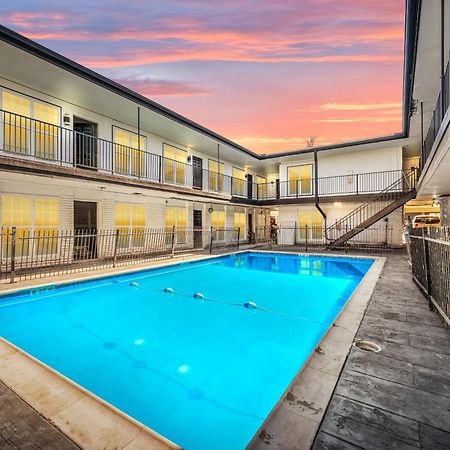 Charming 1Br Heights Apt With Pool And Free Park Apartment Houston Luaran gambar